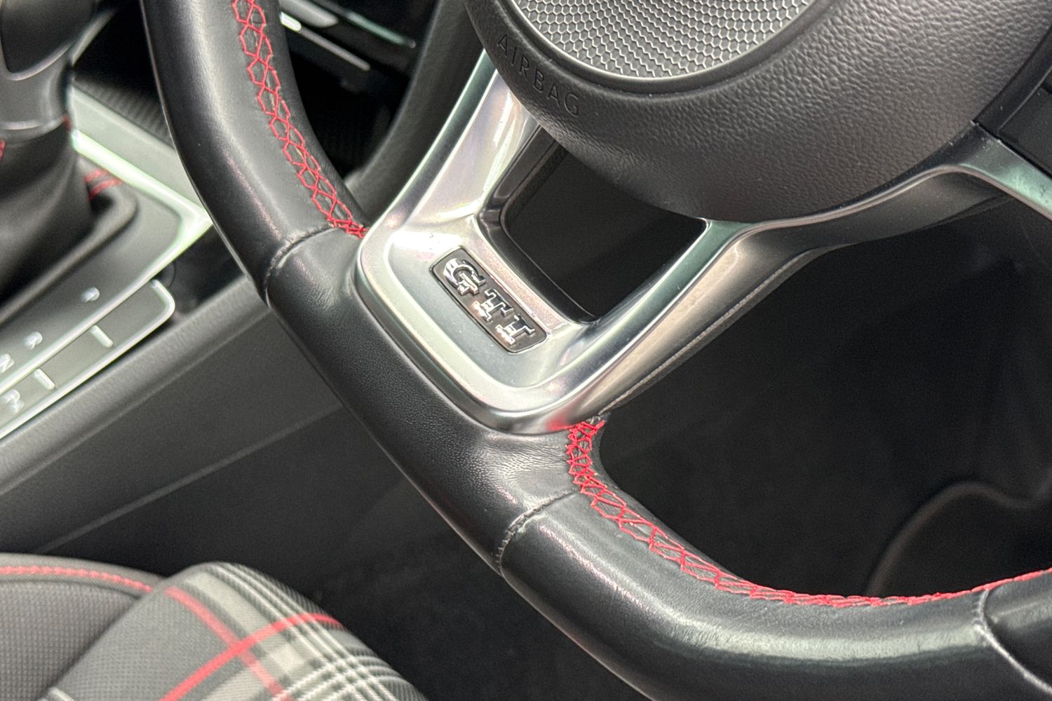 Used Volkswagen Golf 2018 for sale - 77593606: Photo 28