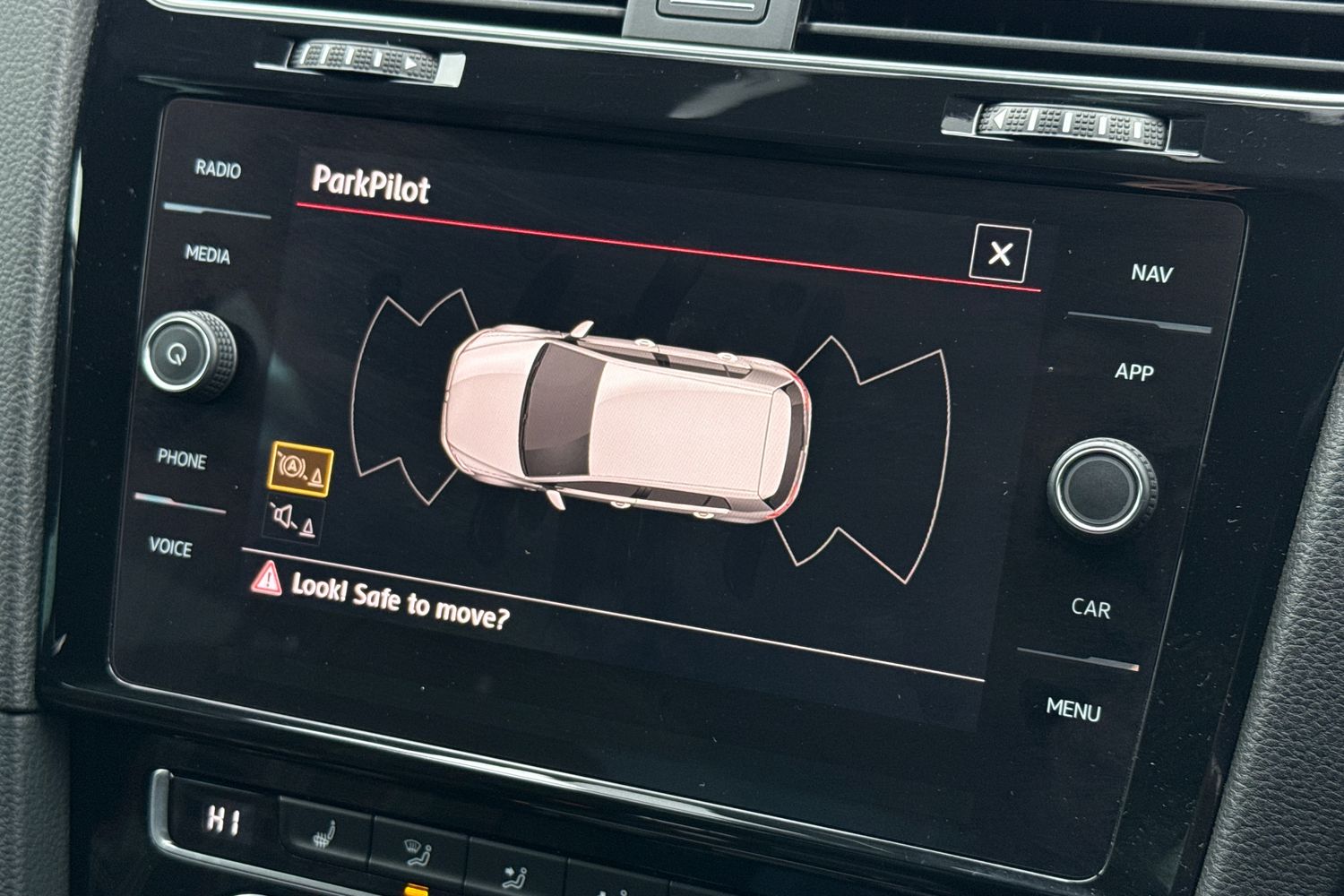 Used Volkswagen Golf 2018 for sale - 77593606: Photo 49