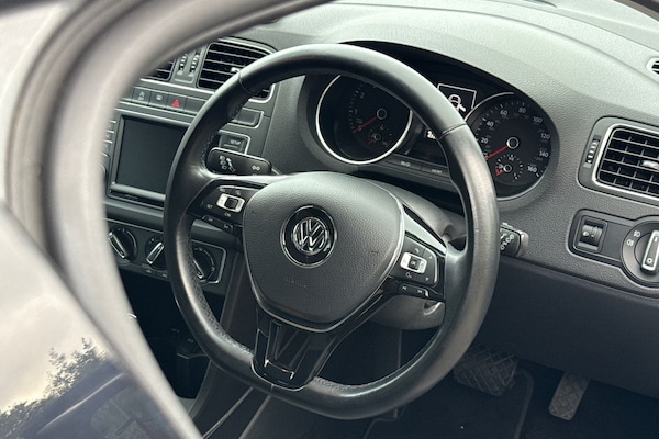 Used Volkswagen Polo 2017 for sale - 76224637: Photo 29