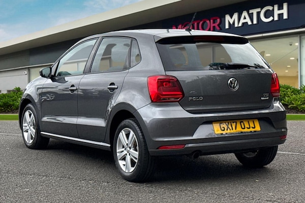 Used Volkswagen Polo 2017 for sale - 76224637: Photo 2
