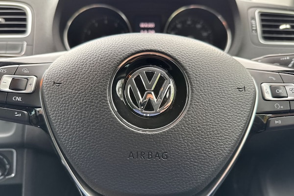 Used Volkswagen Polo 2017 for sale - 76224637: Photo 34