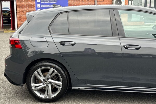 Used Volkswagen Golf 2022 for sale - 76304736: Photo 29