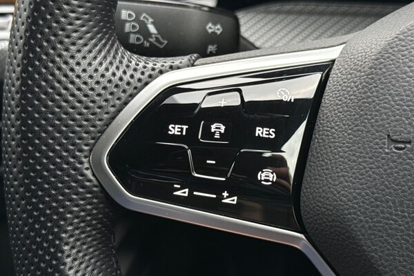 Used Volkswagen Golf 2022 for sale - 76304736: Photo 37
