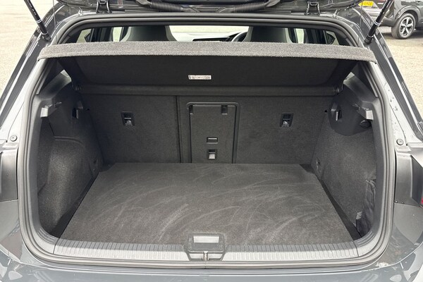 Used Volkswagen Golf 2022 for sale - 76304736: Photo 7