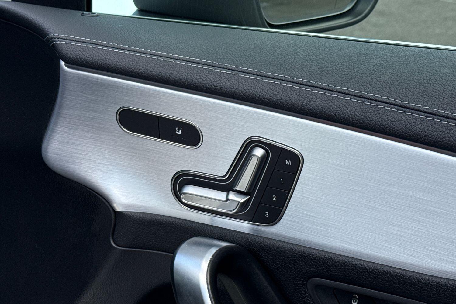 Used Mercedes-Benz A-Class 2019 for sale - 76985305: Photo 35