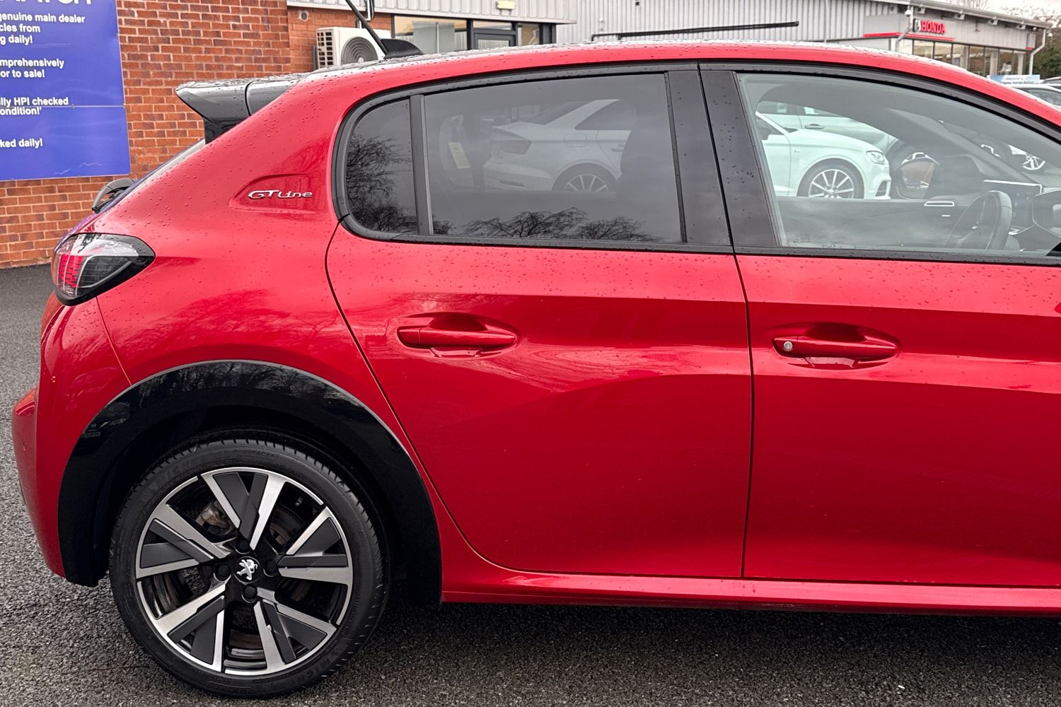 Used Peugeot 208 2020 for sale - 77303014: Photo 28