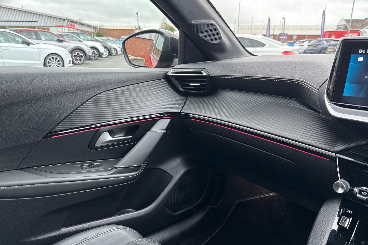 Used Peugeot 208 2020 for sale - 77303014: Photo 41