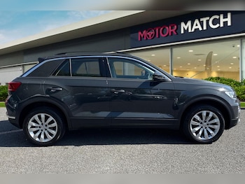 Used Volkswagen T-Roc 2019 for sale - 78703134: Photo