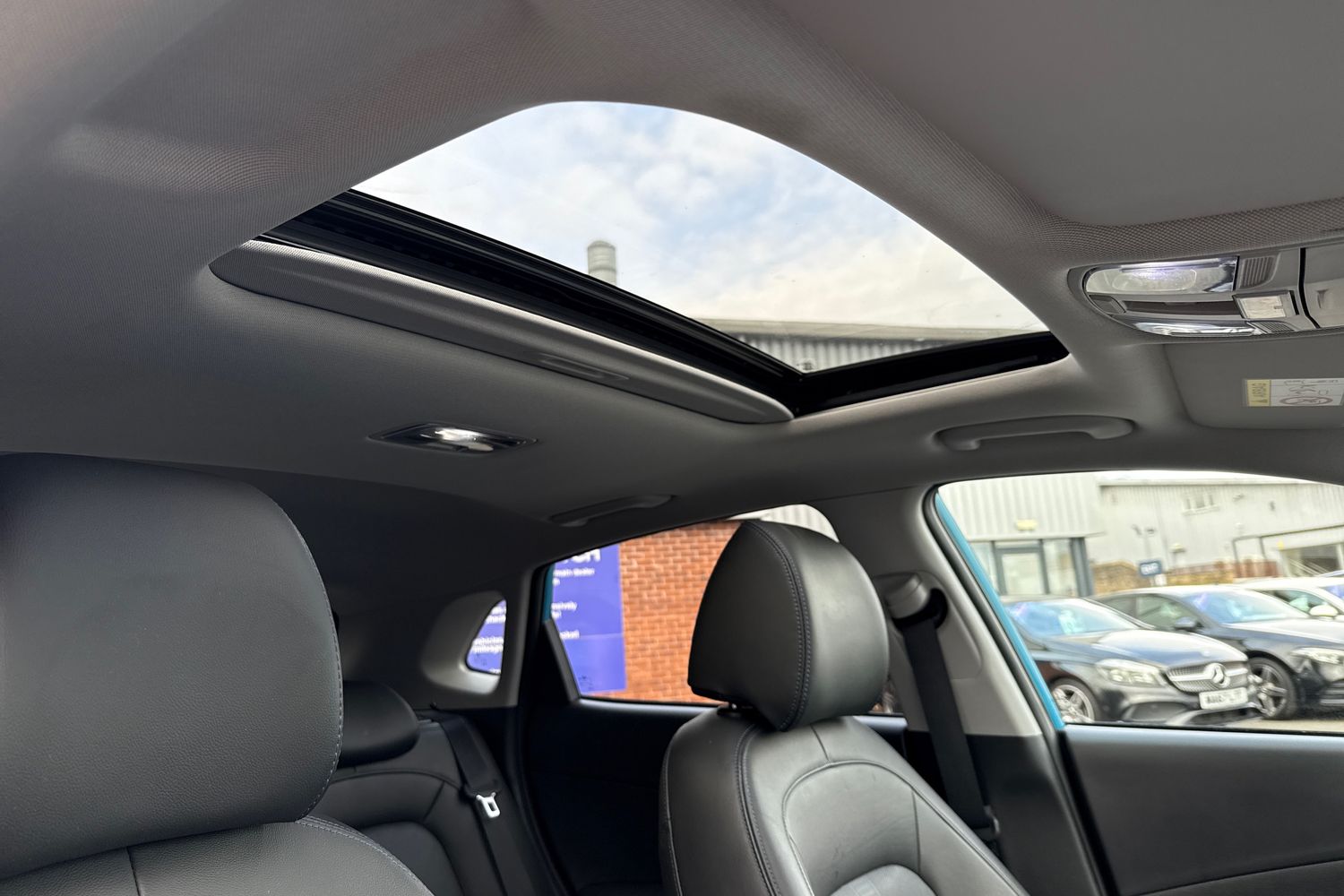 Used Hyundai KONA 2023 for sale - 77641946: Photo 32