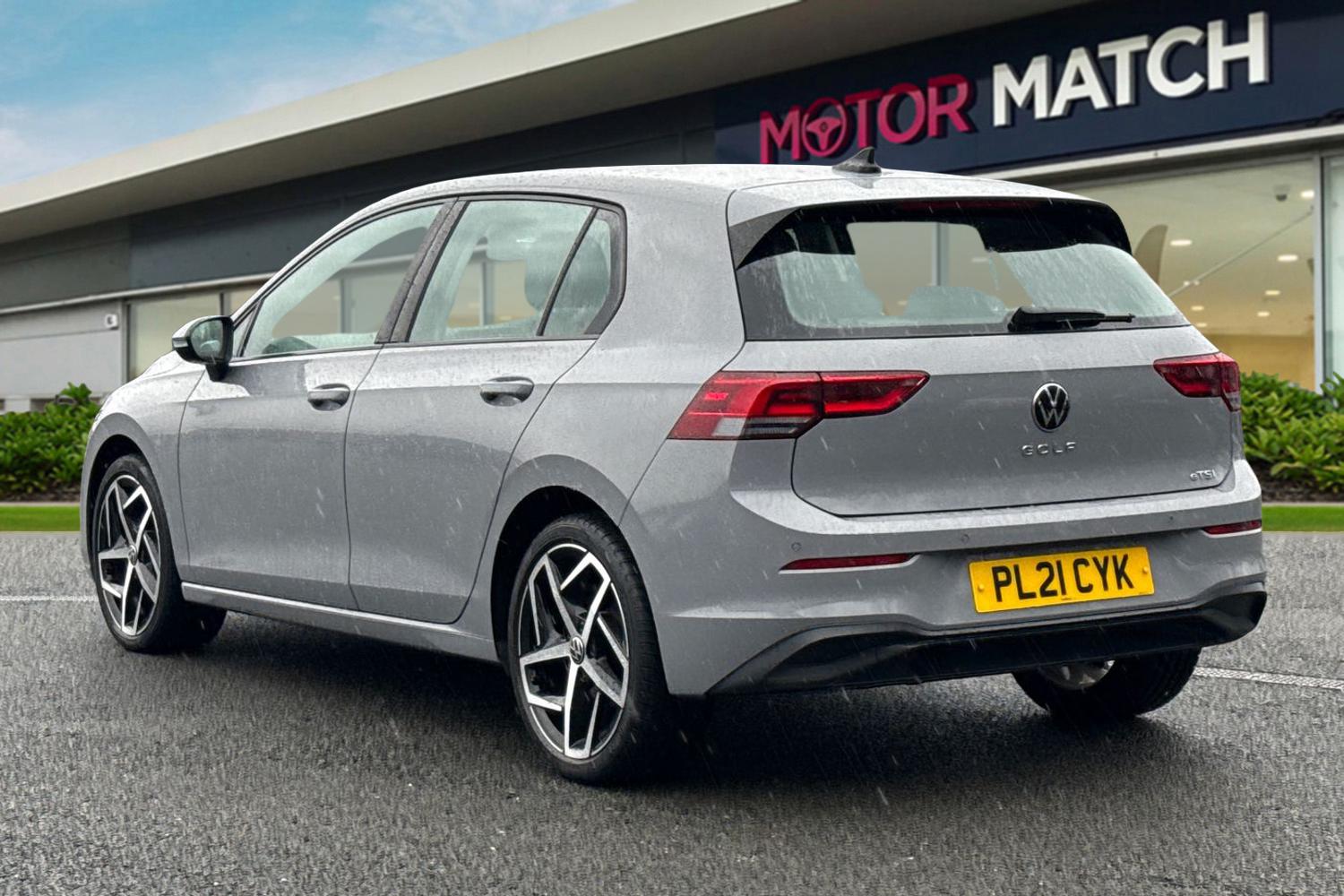 Used Volkswagen Golf 2021 for sale - 77472979: Photo 2