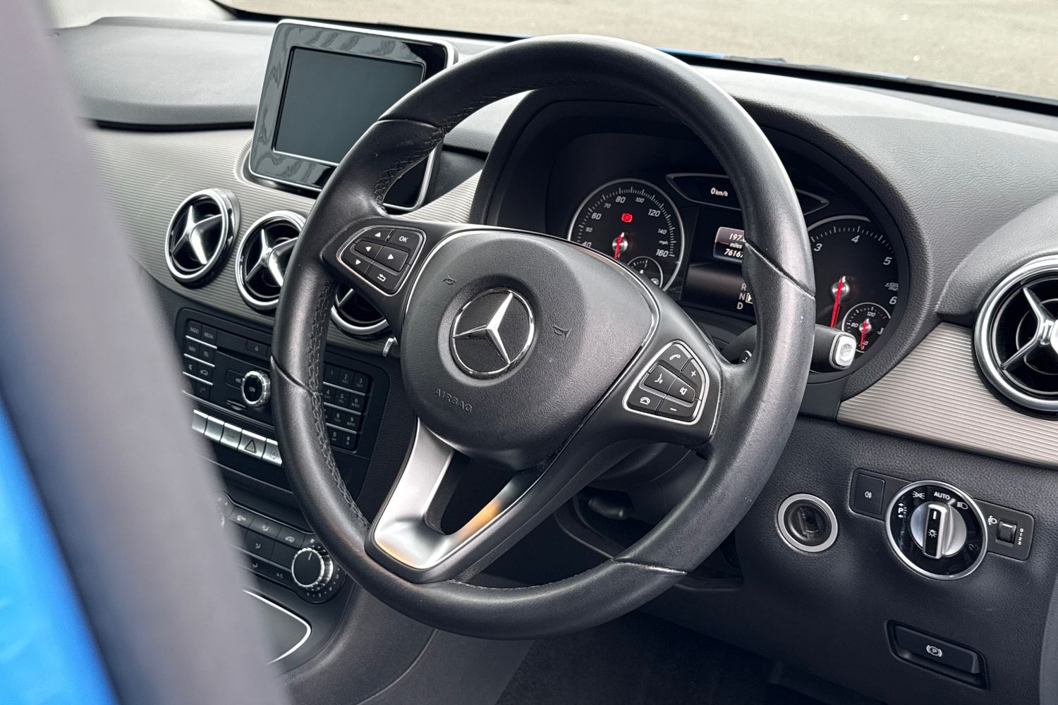 Used Mercedes-Benz B Class 2016 for sale - 77886391: Photo 32