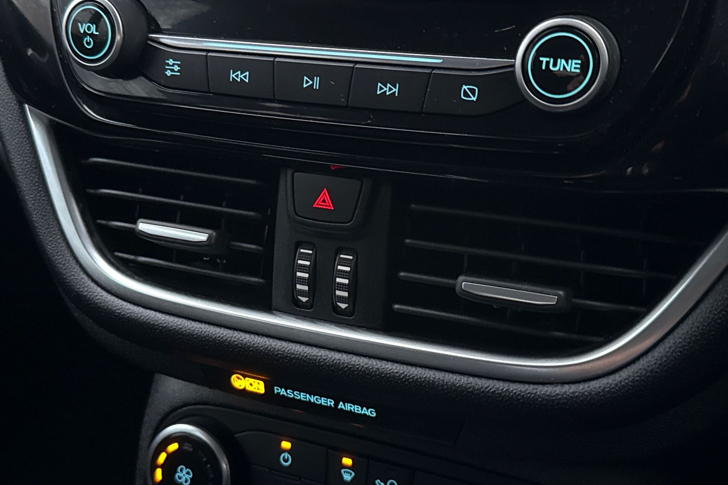 Used Ford Fiesta 2018 for sale - 77000567: Photo 43