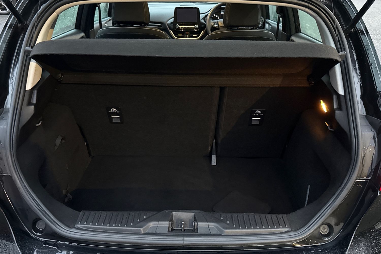 Used Ford Fiesta 2018 for sale - 77000567: Photo 7