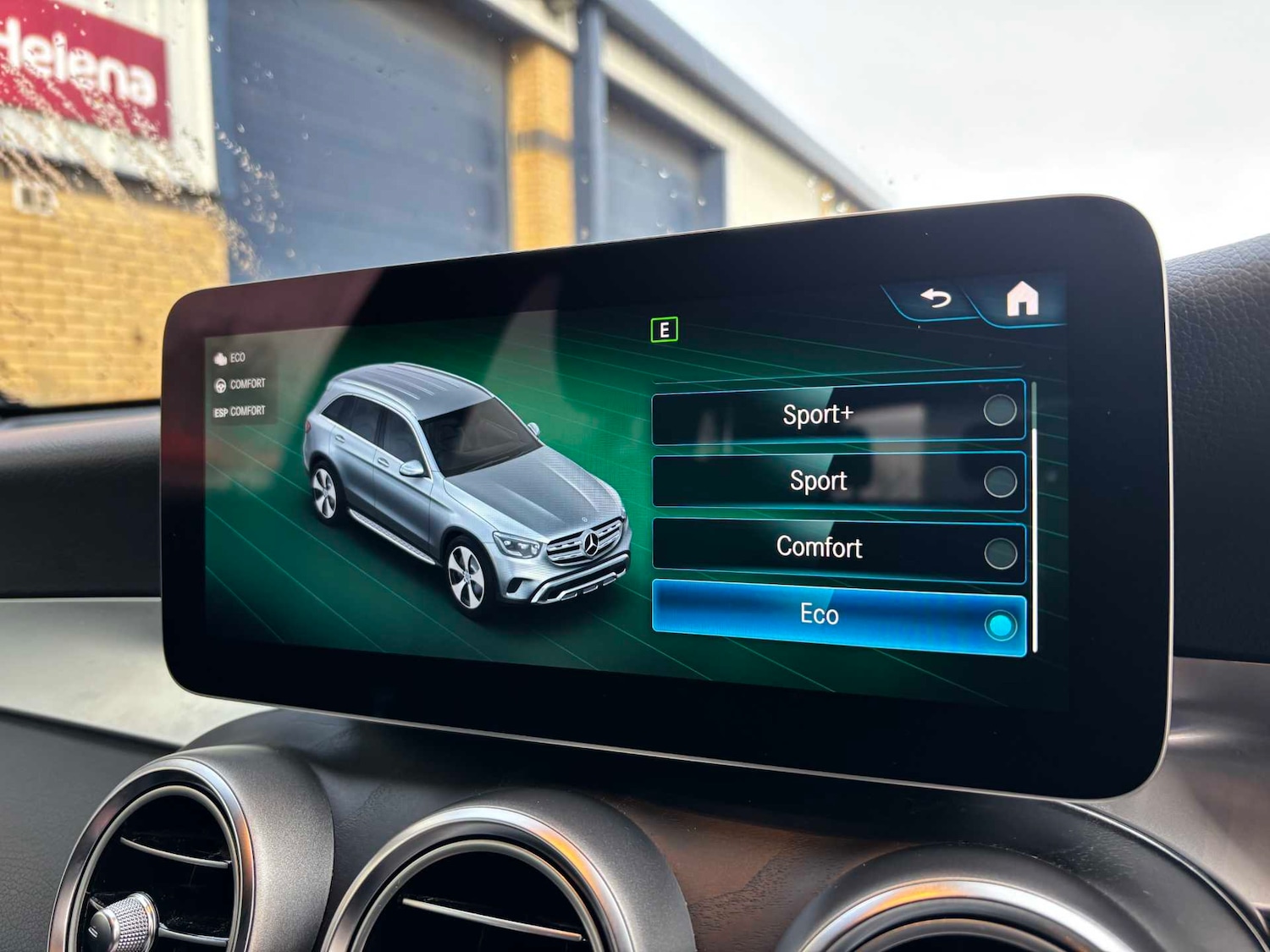 Used Mercedes-Benz GLC 2020 for sale - 77308262: Photo 32