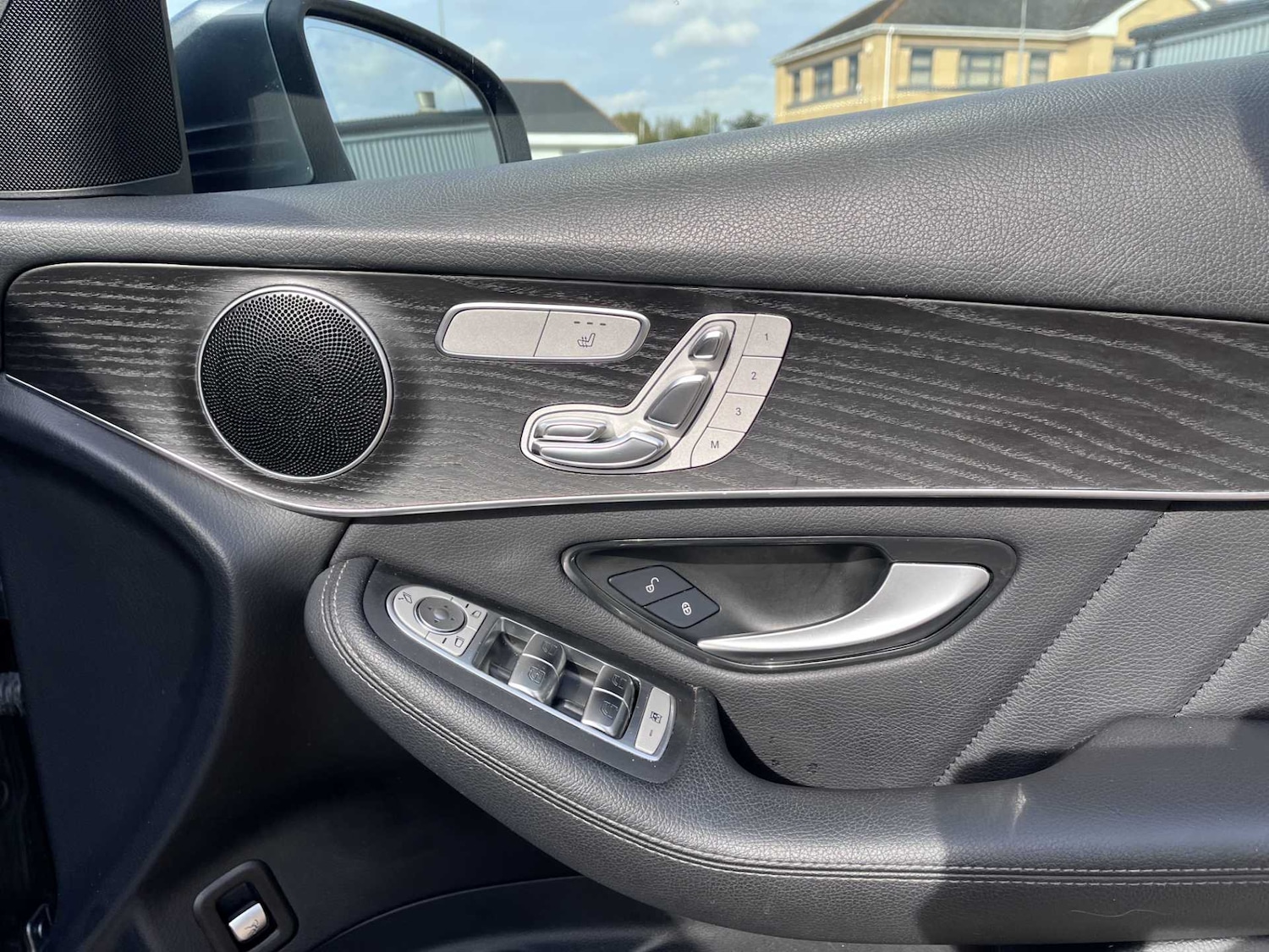 Used Mercedes-Benz GLC 2018 for sale - 76141794: Photo 20