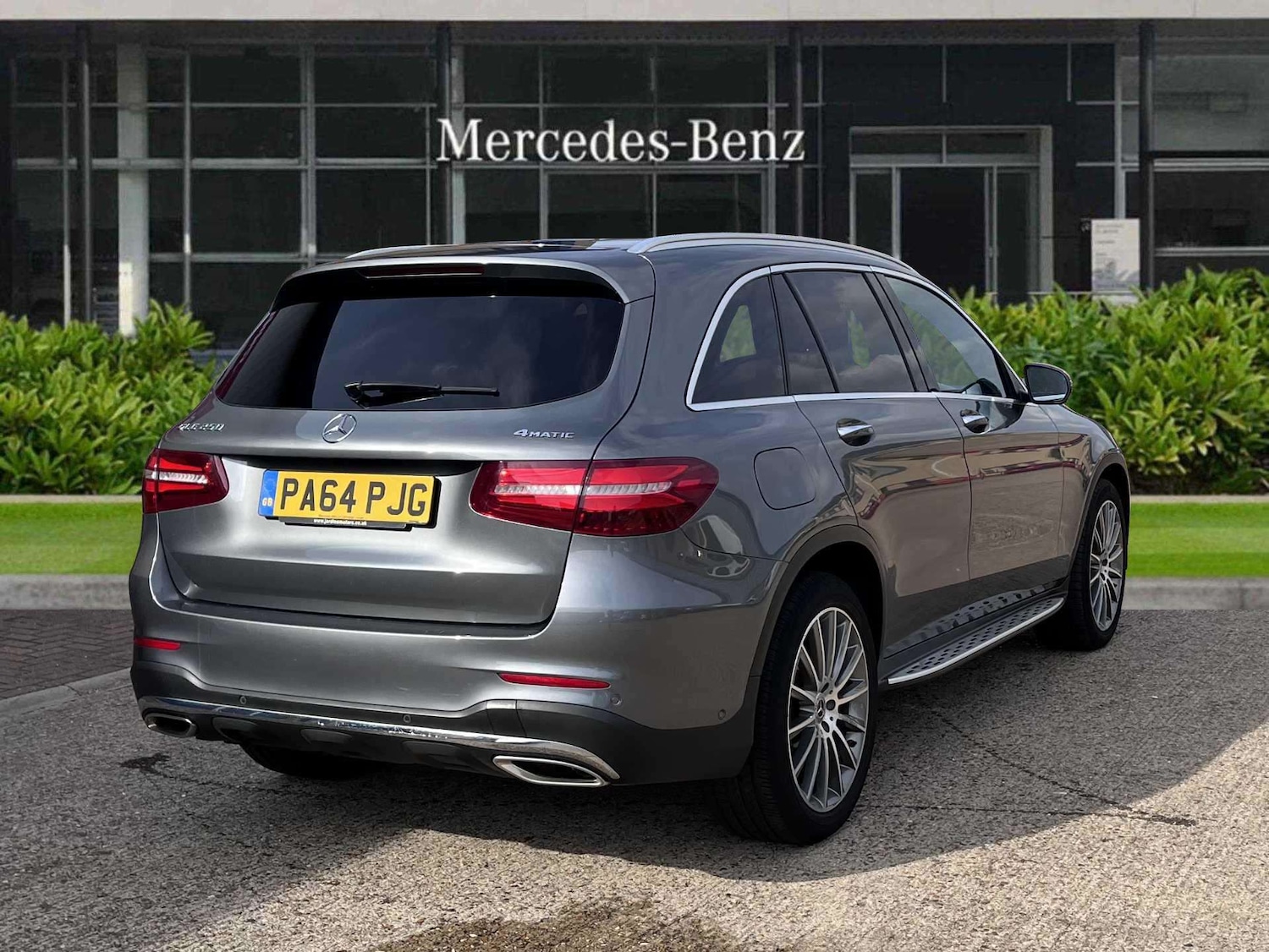 Used Mercedes-Benz GLC 2018 for sale - 76141794: Photo 3