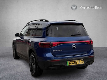 Used Mercedes-Benz EQB 2025 for sale - 77960900: Photo