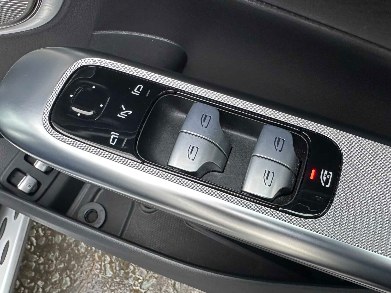 Used Mercedes-Benz GLC 2023 for sale - 77526974: Photo 24