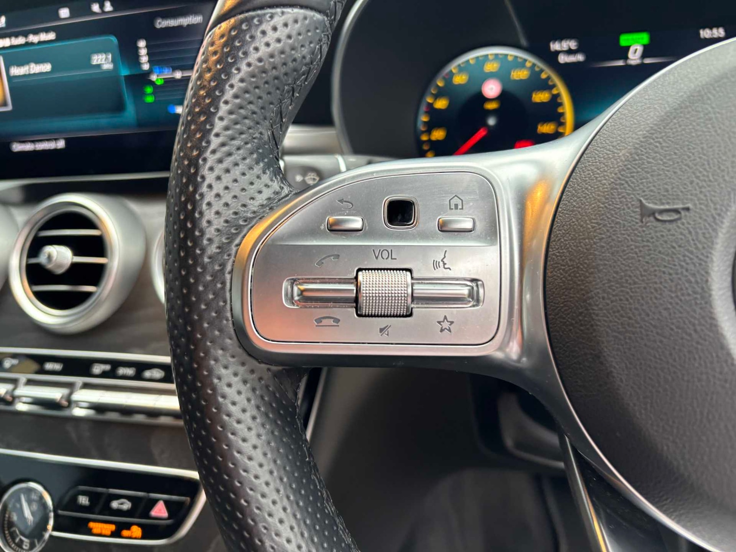 Used Mercedes-Benz C Class 2022 for sale - 76475886: Photo 21