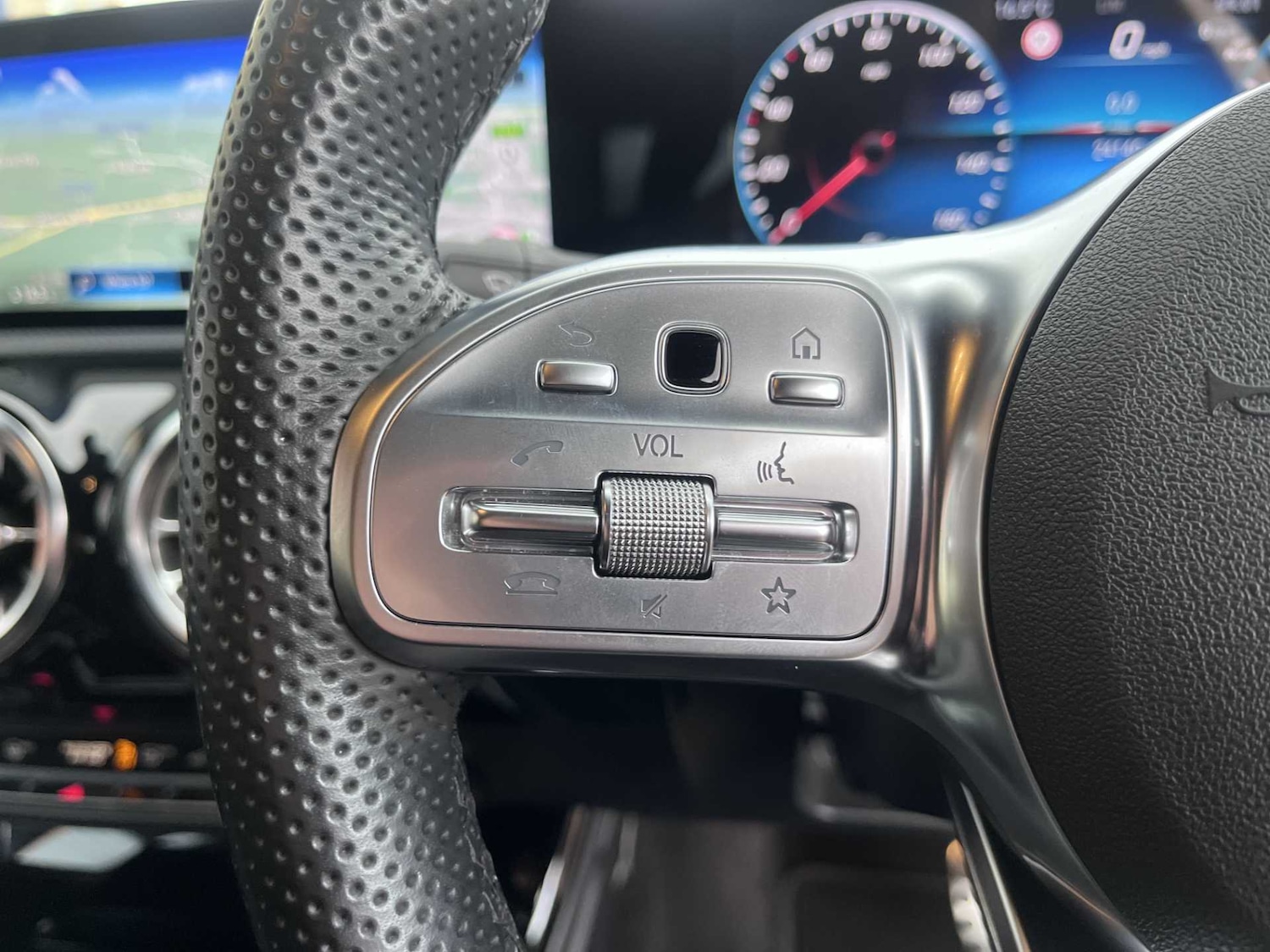 Used Mercedes-Benz CLA 2022 for sale - 76156273: Photo 21