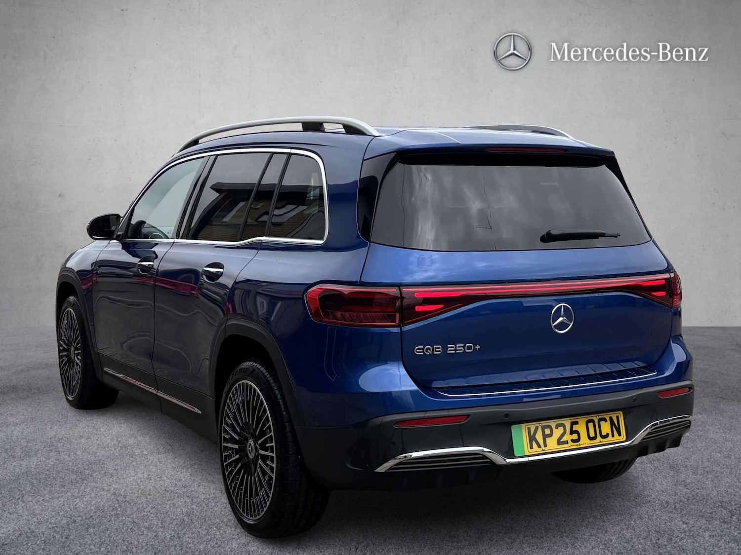 Used Mercedes-Benz EQB 2025 for sale - 77827414: Photo 2