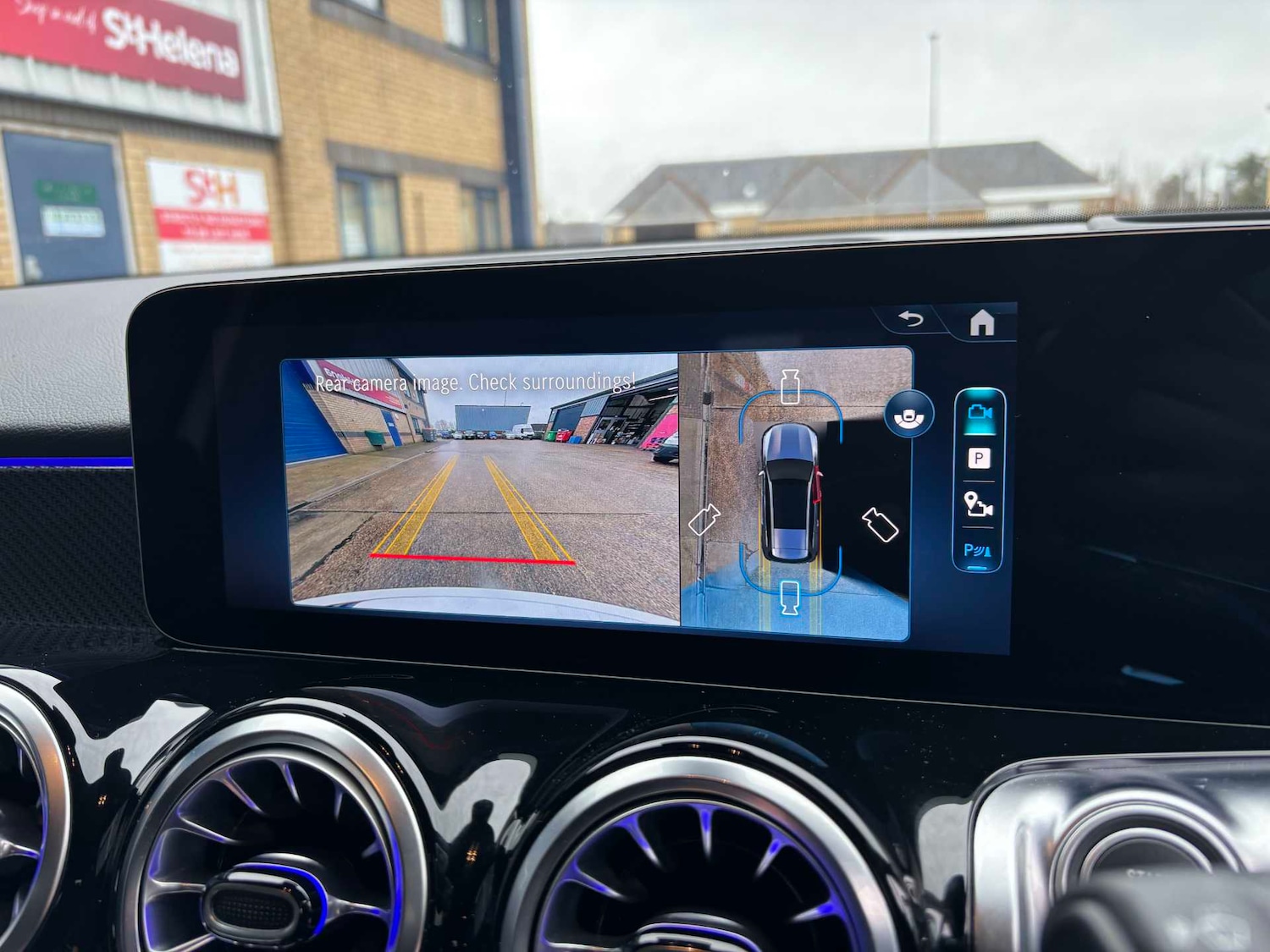 Used Mercedes-Benz GLB 2025 for sale - 77294164: Photo 35