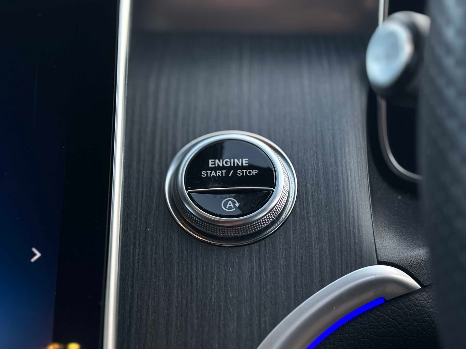 Used Mercedes-Benz GLC 2023 for sale - 77414929: Photo 25