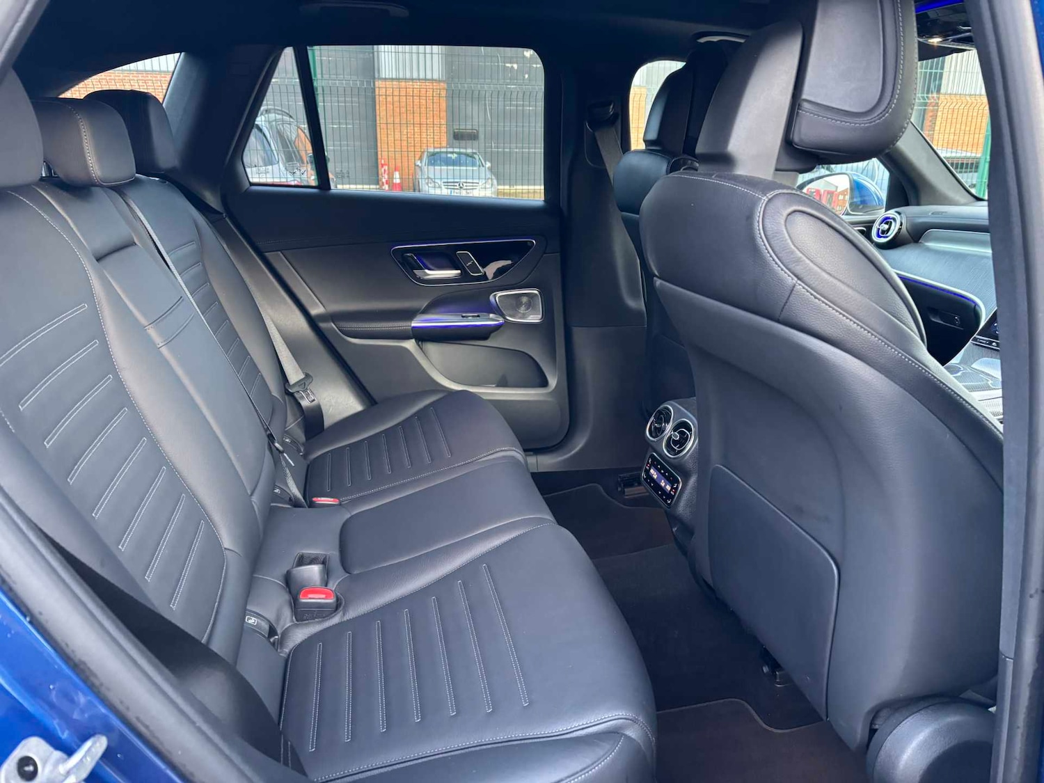 Used Mercedes-Benz GLC 2023 for sale - 77414929: Photo 34