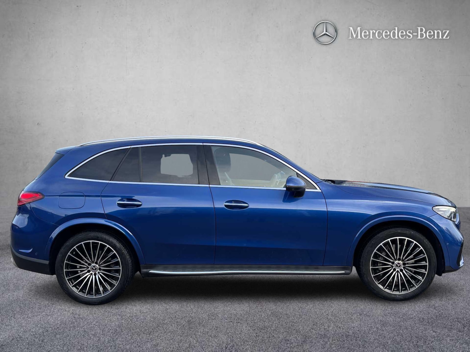 Used Mercedes-Benz GLC 2023 for sale - 77414929: Photo 4