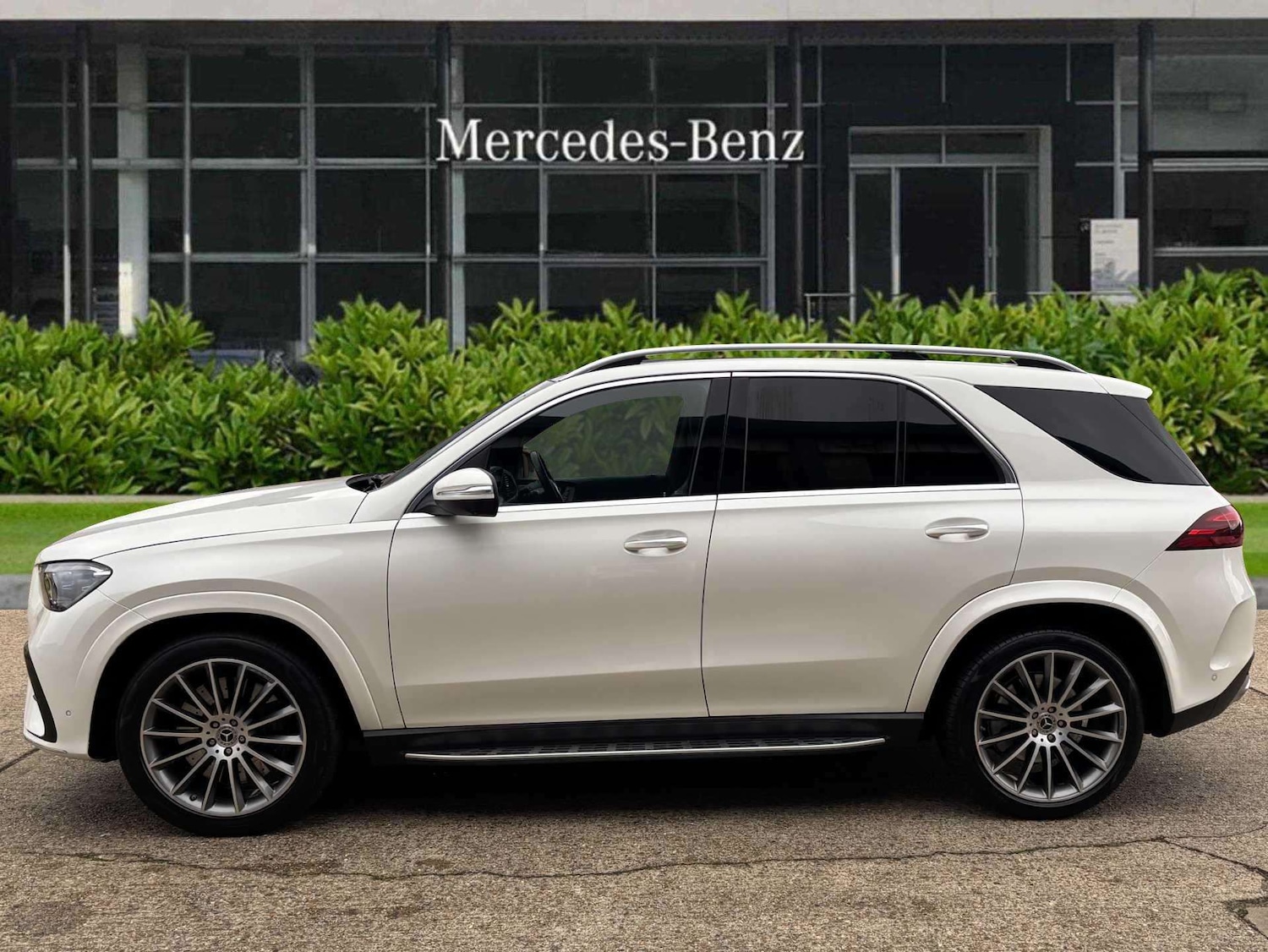 Used Mercedes-Benz GLE 2024 for sale - 76435765: Photo 6