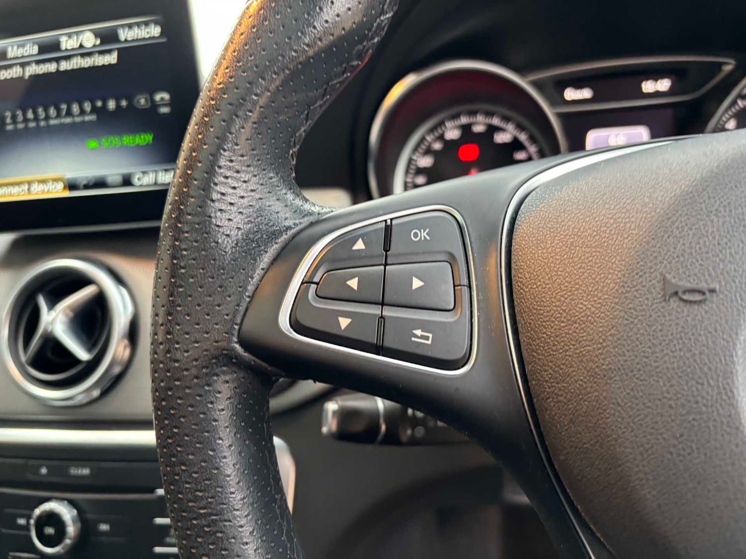 Used Mercedes-Benz GLA 2018 for sale - 76475998: Photo 22