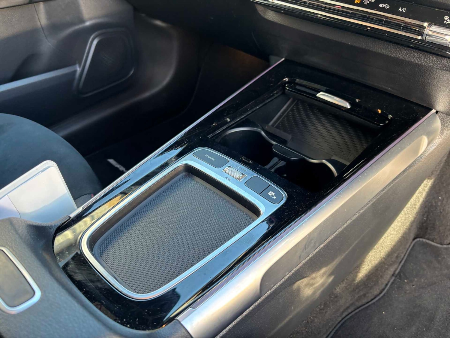 Used Mercedes-Benz GLB 2024 for sale - 76501955: Photo 27