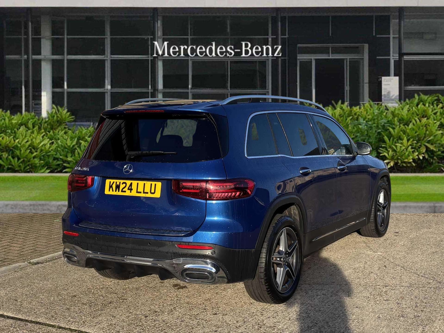 Used Mercedes-Benz GLB 2024 for sale - 76501955: Photo 3