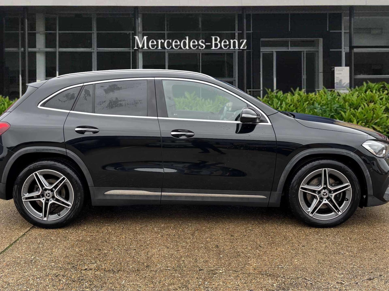 Used Mercedes-Benz GLA 2021 for sale - 76774261: Photo 2