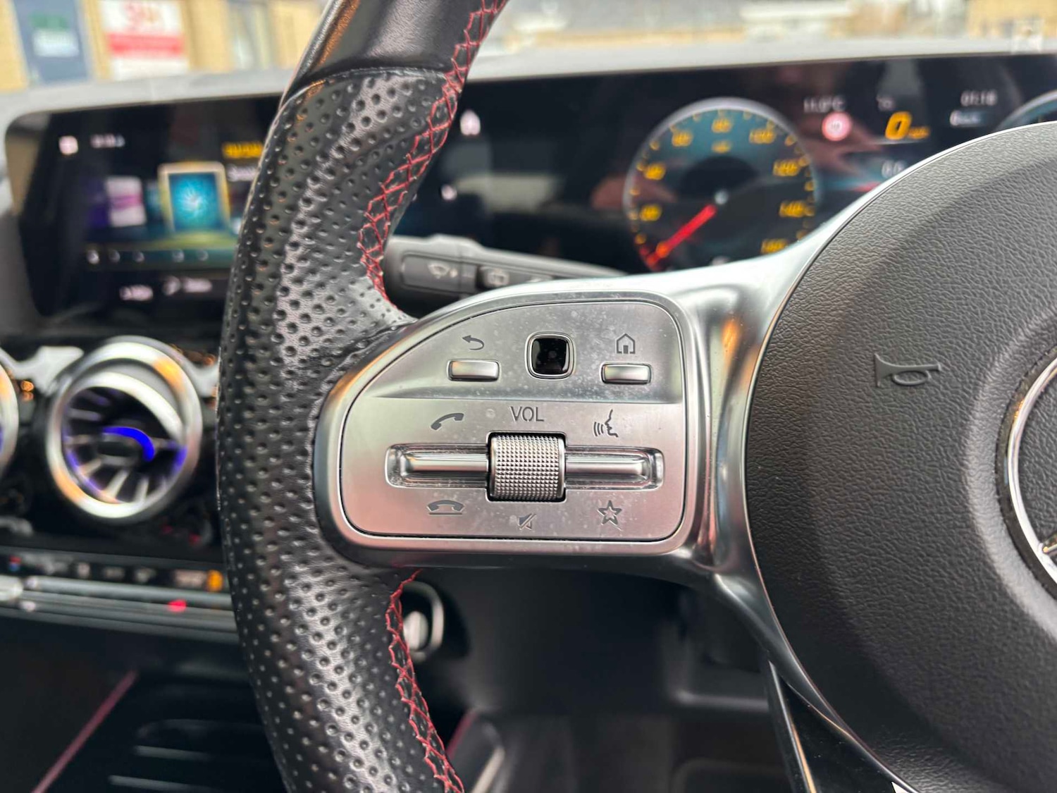 Used Mercedes-Benz GLA 2021 for sale - 76774261: Photo 22