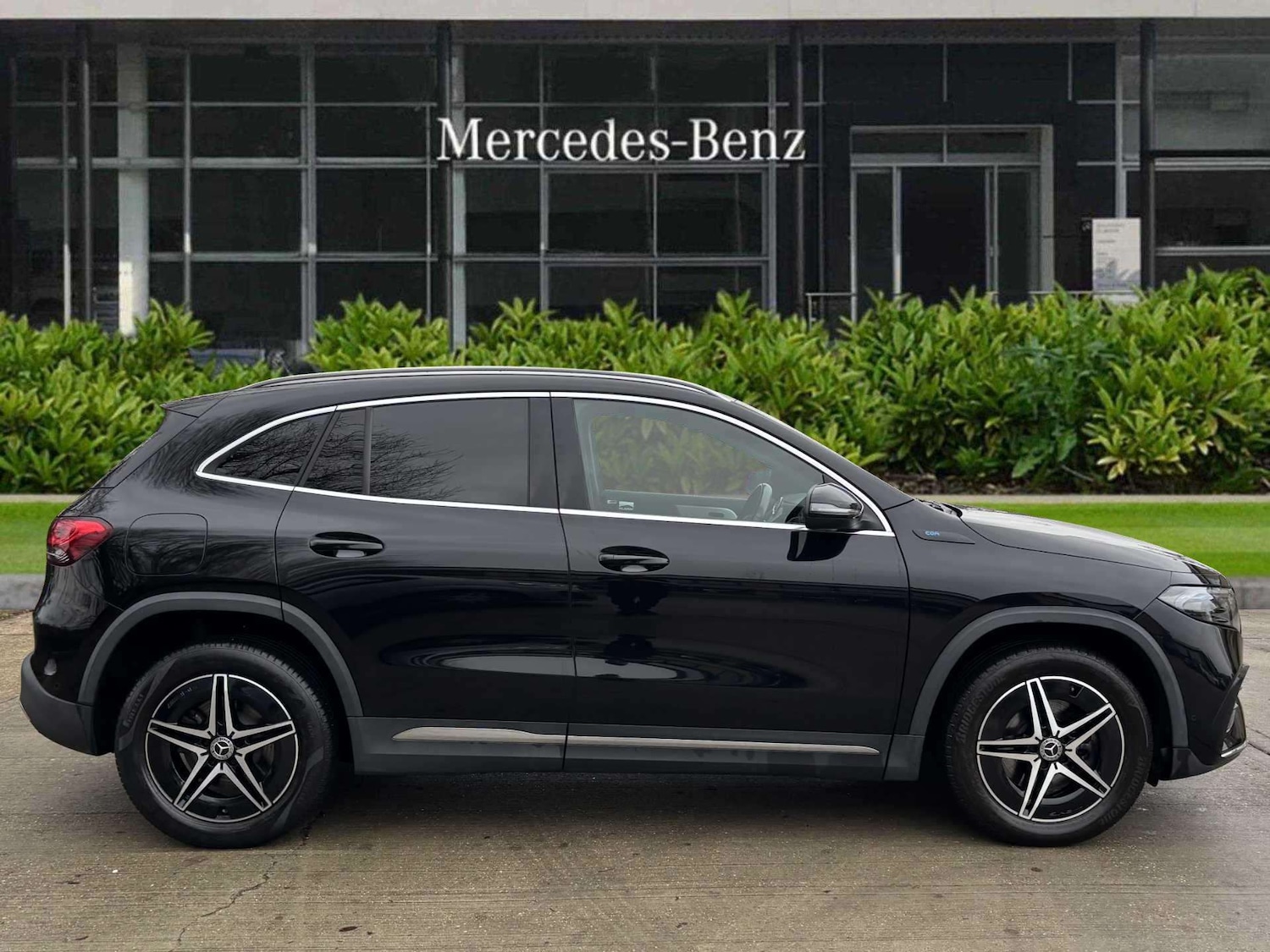 Used Mercedes-Benz EQA 2021 for sale - 76902417: Photo 2