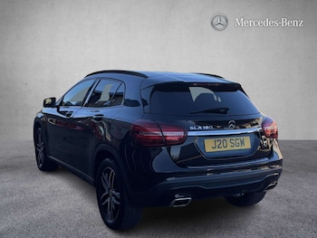 Used Mercedes-Benz GLA 2018 for sale - 77842407: Photo