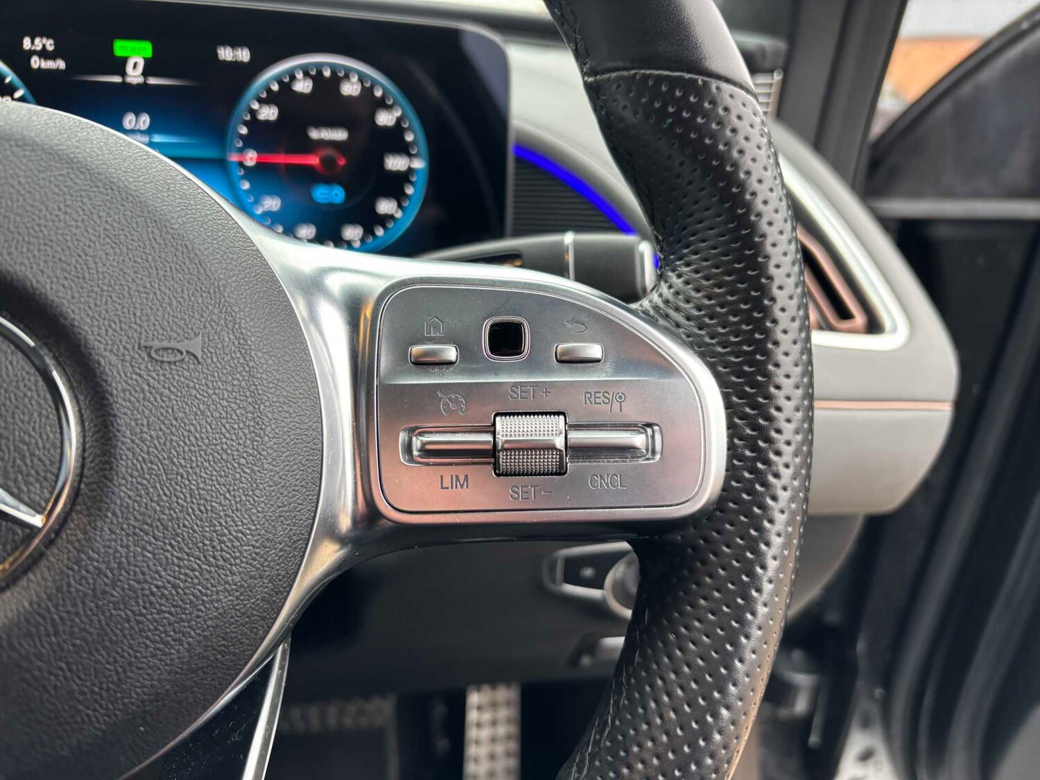 Used Mercedes-Benz EQC 2022 for sale - 77634985: Photo 21