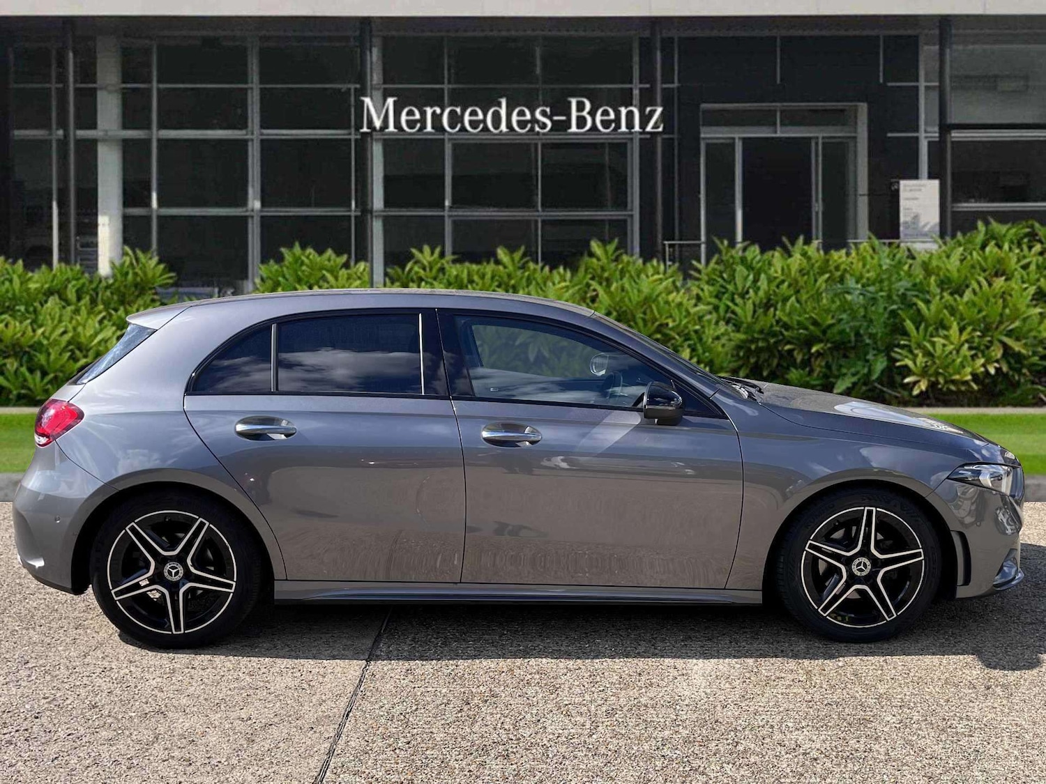Used Mercedes-Benz A-Class 2022 for sale - 76063523: Photo 2