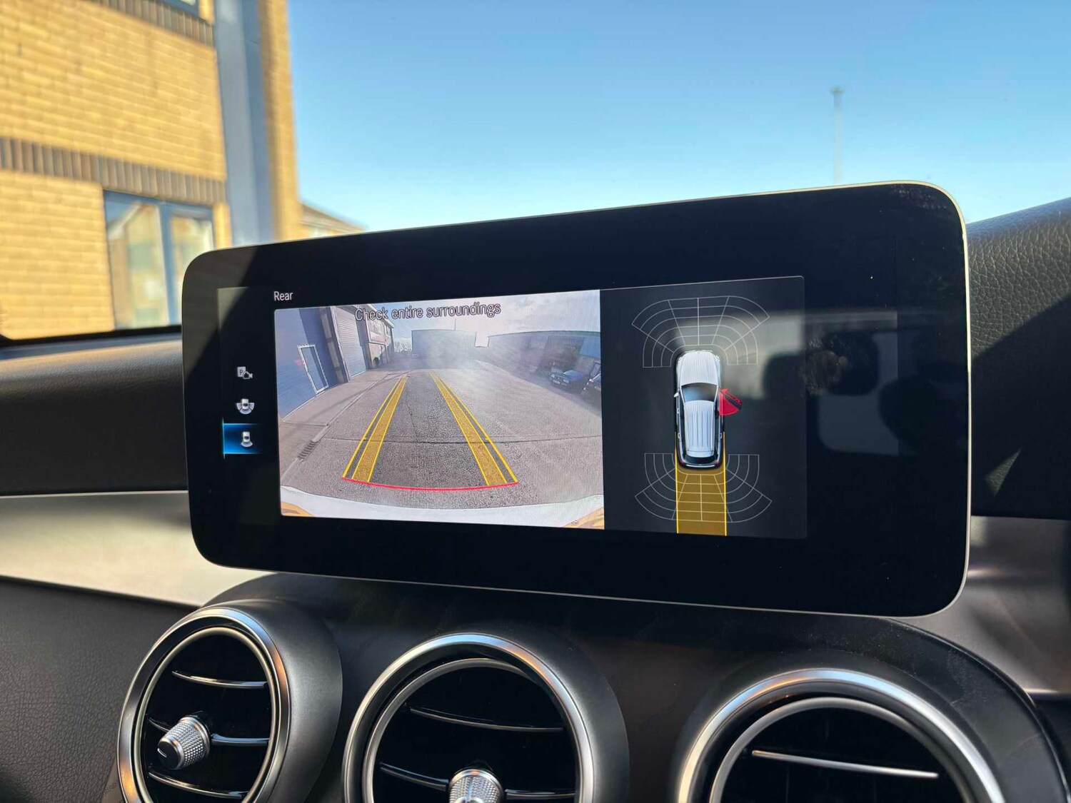 Used Mercedes-Benz GLC 2020 for sale - 78052234: Photo 34