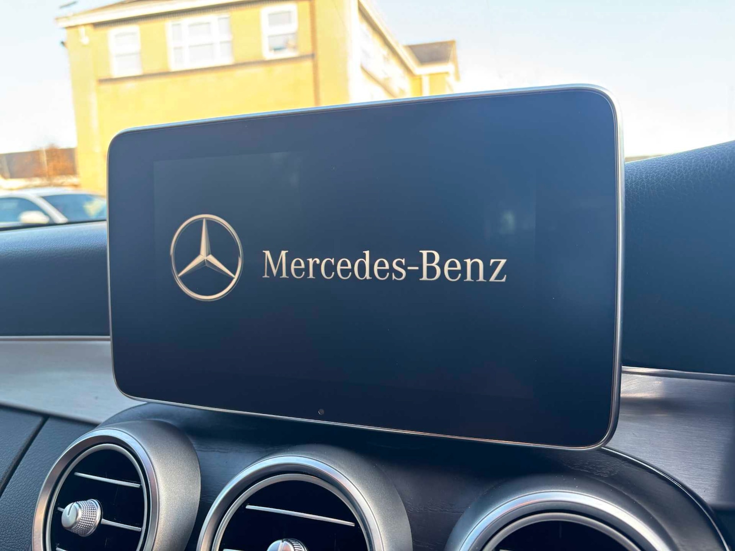 Used Mercedes-Benz C Class 2018 for sale - 77333776: Photo 30