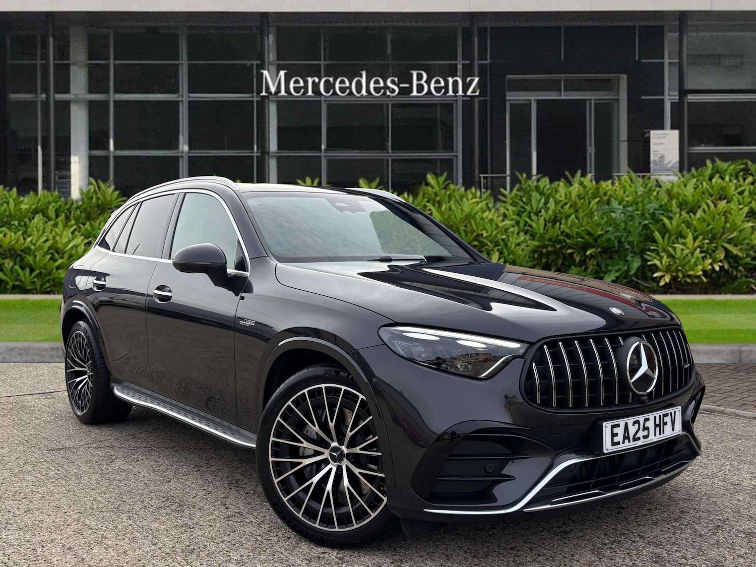 Used Mercedes-Benz GLC 2025 for sale - 76648892: Photo 1