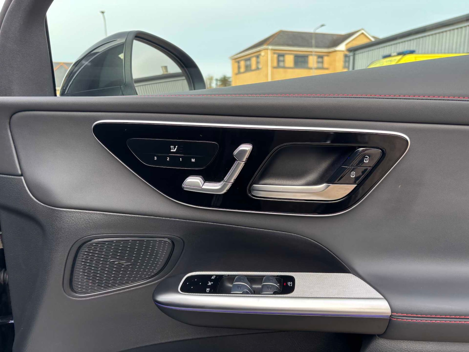 Used Mercedes-Benz GLC 2025 for sale - 76648892: Photo 20