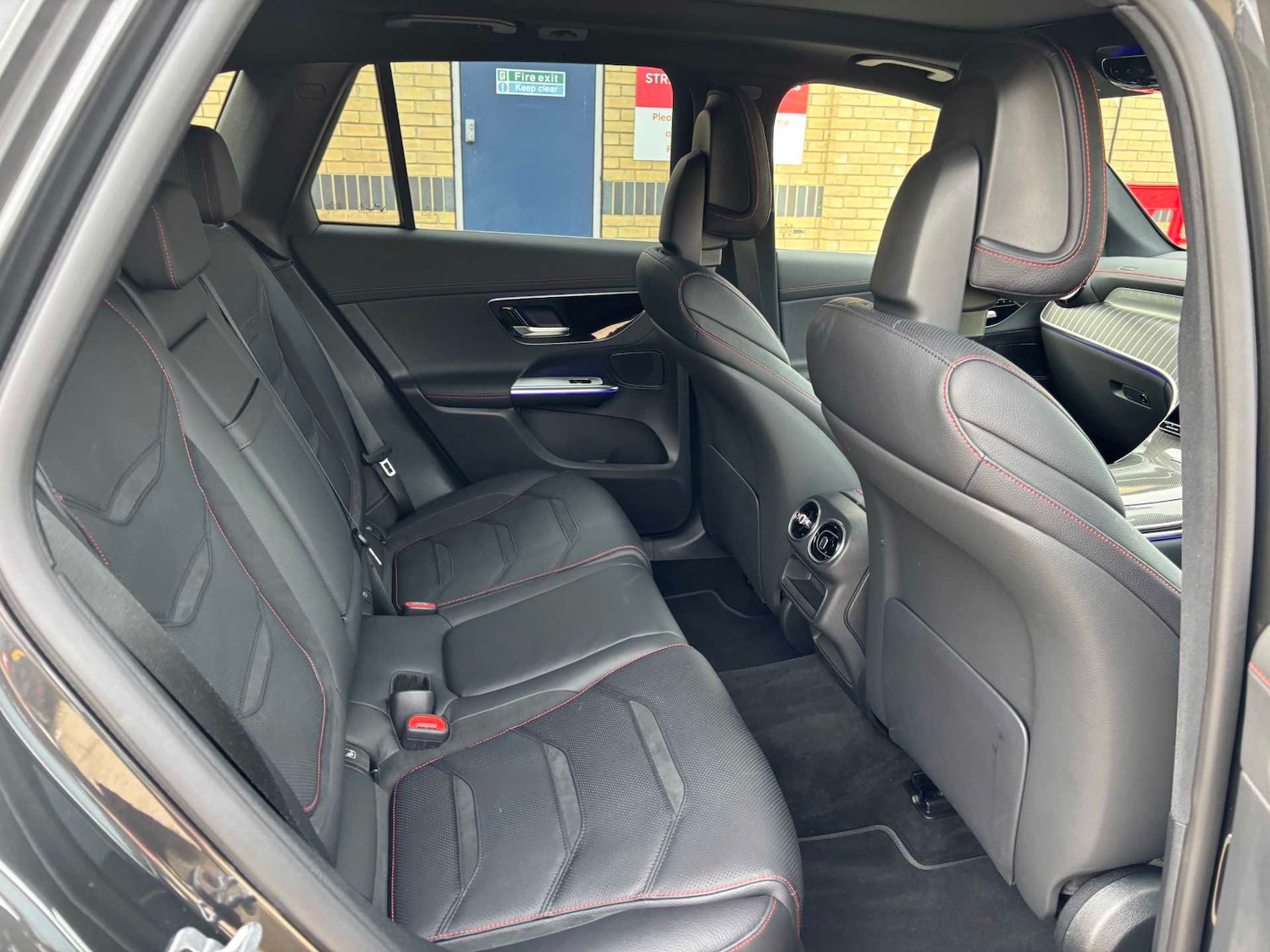 Used Mercedes-Benz GLC 2025 for sale - 76648892: Photo 35