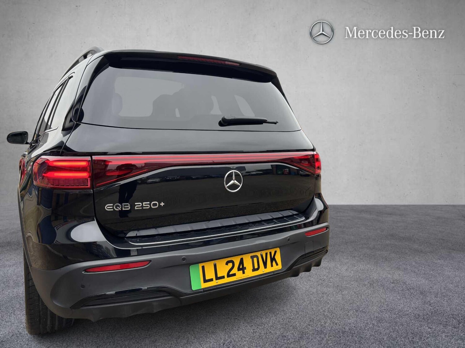 Used Mercedes-Benz EQB 2024 for sale - 77810834: Photo 11