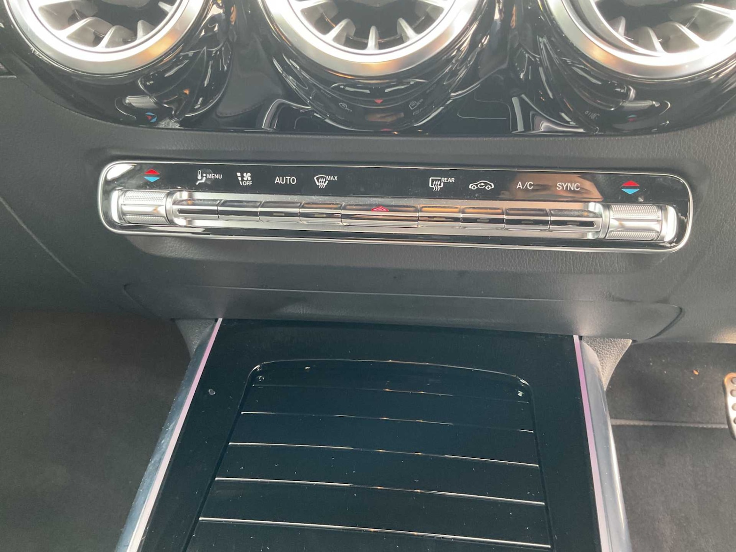 Used Mercedes-Benz GLA 2023 for sale - 76411341: Photo 31