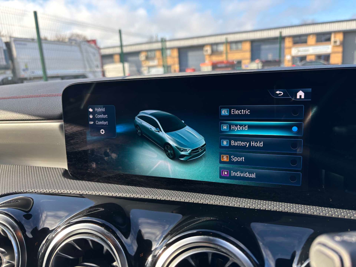 Used Mercedes-Benz CLA 2023 for sale - 77158427: Photo 33