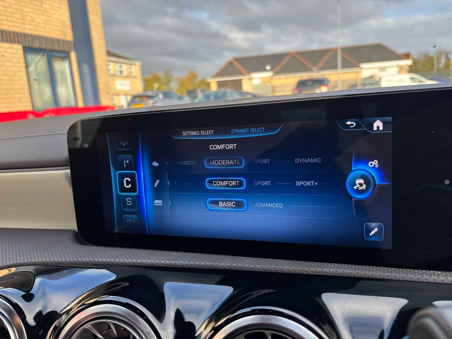 Used Mercedes-Benz A-Class 2024 for sale - 76351752: Photo 33