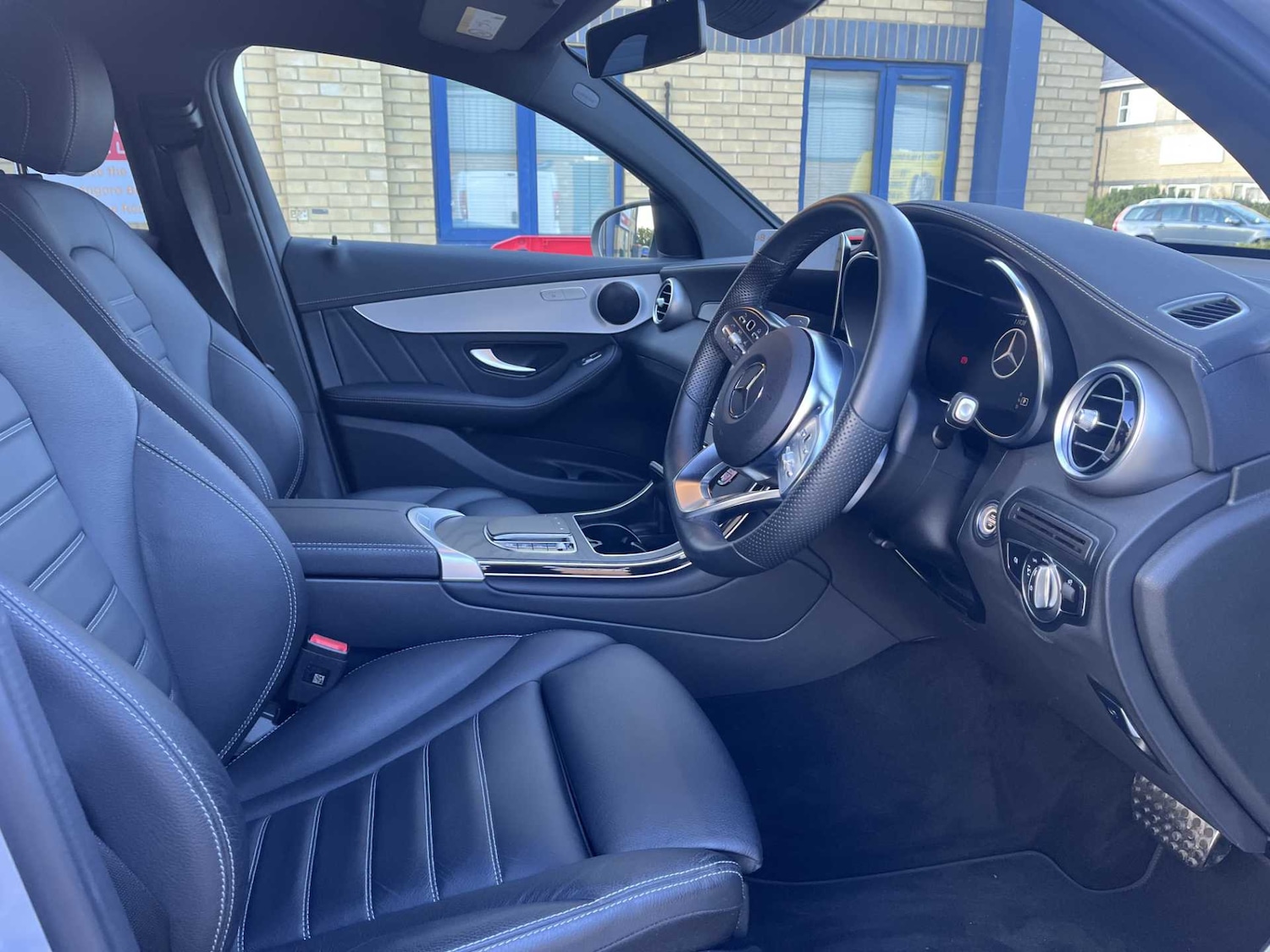 Used Mercedes-Benz GLC 2023 for sale - 76063341: Photo 19
