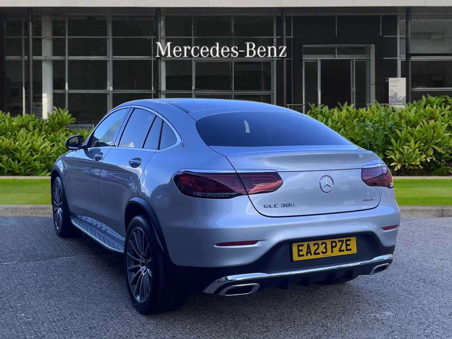 Used Mercedes-Benz GLC 2023 for sale - 76063341: Photo 5
